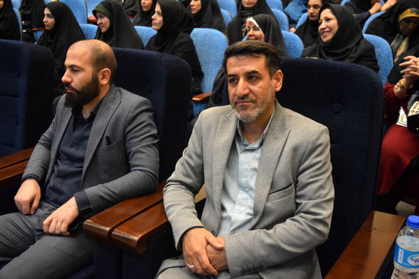 مراسم گرامیداشت مقام معلم و تجلیل از طلایه‌داران تعلیم و تربیت منطقه ۱۴ 