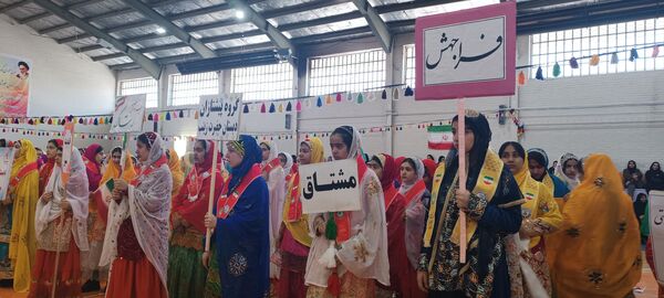 اجتماع بزرگ یاوران انقلاب در شهرستان فارسان