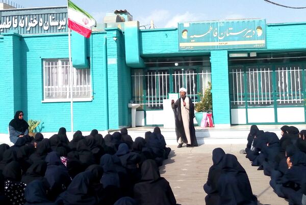 برگزاری گفتمان مهدوی در دبیرستان فاطمیه
