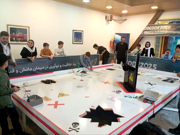 درخشش هنرستان آزادی فلسطین در چهارمین دوره مسابقات کشوری کید‌کد