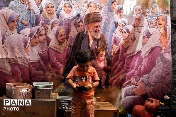 اجتماعات شهروندان فاز چهار اندیشه در میدان شهدای گمنام