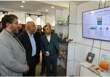 ارتباط مستمر میان دانشگاهیان و سیاست‌گذاران باید تقویت شود