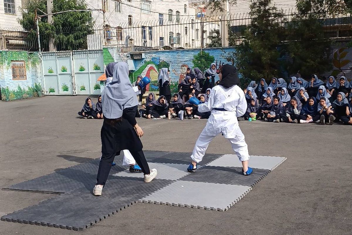 هفته تربیت بدنی در مدرسه هدی