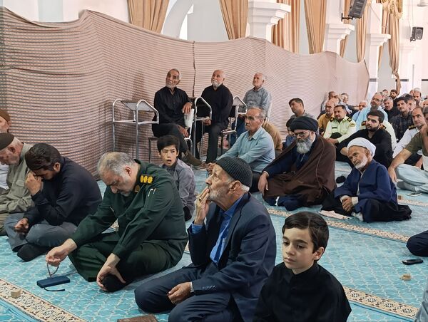 نماز عبادی سیاسی جمعه به امامت امام جمعه موقت شهرستان خلیل آباد