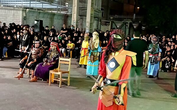 تعزیه‌خوانی در مسجد الهادی اهواز