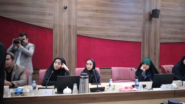 جلسه هم‌اندیشی حوزه روابط عمومی‌های شهرستان‌های استان تهران با حضور دانش‌آموز خبرنگاران پانا 