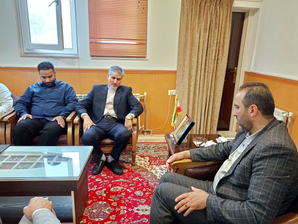 نشست مشاور وزیر آموزش و پرورش با فرماندار کاشمر