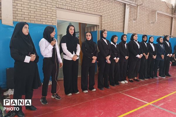 مسابقات کاراته «میدان پویا» ویژه دختران و پسران در سالن سیزده آبان ورامین