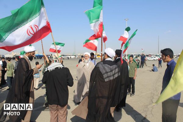 حضور کودکان و نوجوانان در مراسم سالگرد ارتحال حضرت امام(ره)