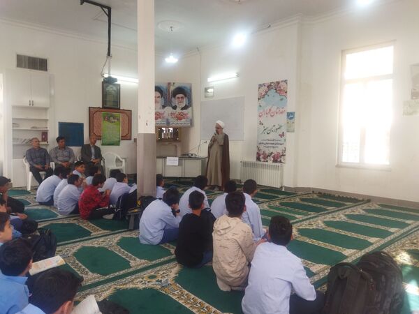 برگزاری طرح کشوری قاضی مدرسه در دبیرستان نمونه دانش 