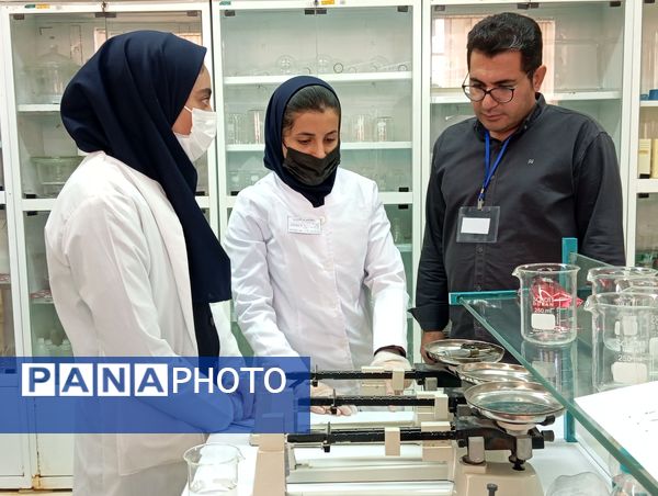 ۳۰ تیم دانش‌آموزی در مرحله استانی بیست و سومین دوره از مسابقات آزمایشگاهی به رقابت پرداختند