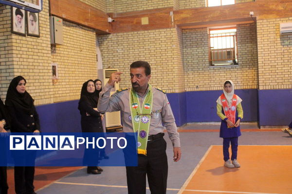 بازدید بازرسان کشوری از مدارس تشکیلاتی استان بوشهر