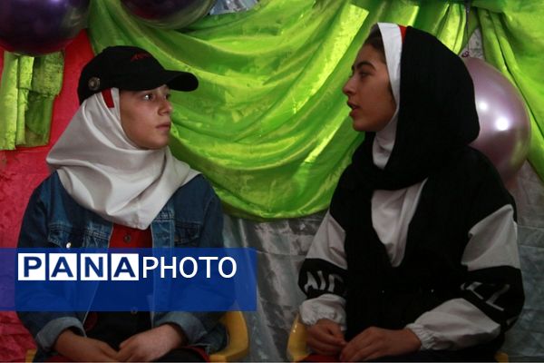 برگزاری مراسم هفته سلامت در مدرسه شهید کلانتری بهارستان‌دو