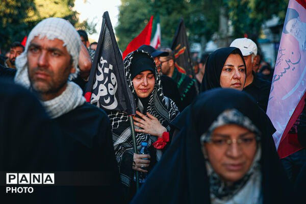 تشییع پیکر رهبر شهید انقلاب در مشهد مقدس-۲