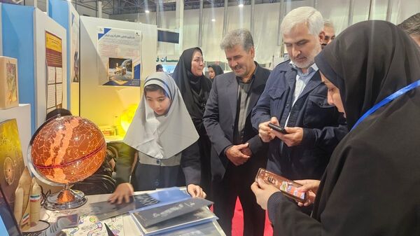 نمایشگاه هفته پژوهش و فناوری در مشهد