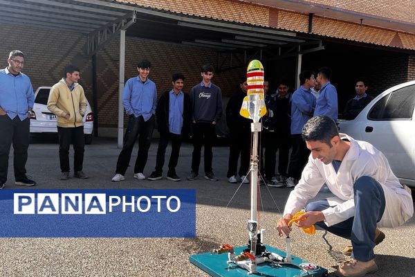 دومین روز از« همایش آشتی با علم» در پژوهش‌سرای دانش‌آموزی کاوش کهریزک 