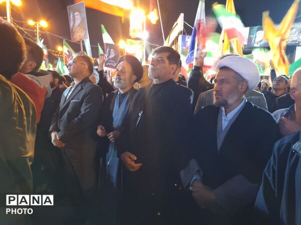 تجمع بزرگ مردم غیور مرودشتی در خیابان‌ها