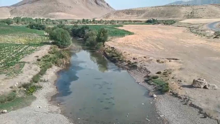 خشک‌شدن رودخانه بیرانشهر؛ تهدیدی برای اکوسیستم و معیشت مردم منطقه بیرانوند   