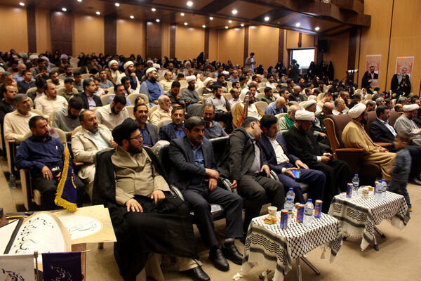 جلوه‌هایی از دومین دوره جشنواره روایت جهاد در قم -1