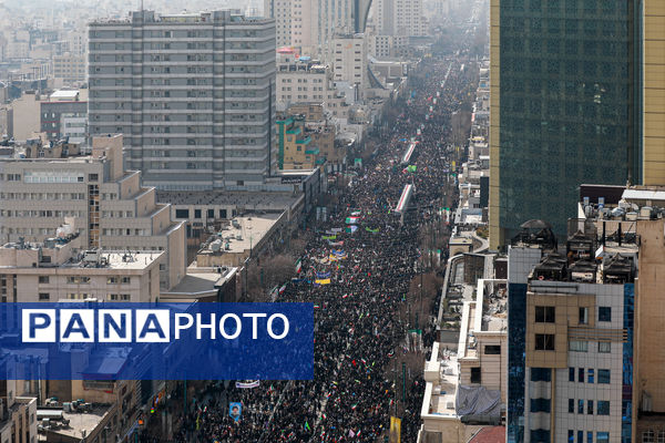 شکوه 22 بهمن مشهد مقدس از نمای هوایی