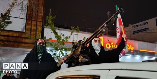 رزمایش دختران «جانفدا ایران» در شهرستان ساوجبلاغ 