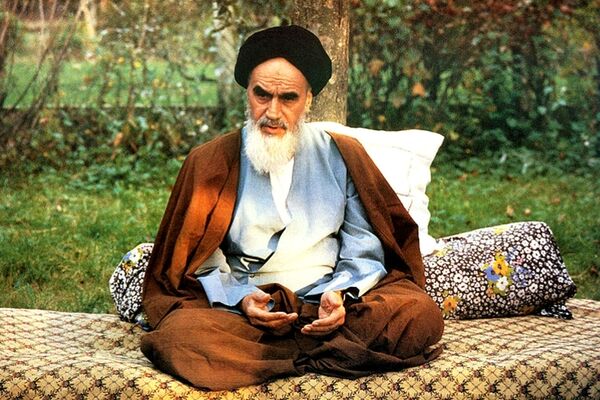امام خمینی (ره)؛ معمار انقلاب اسلامی ایران