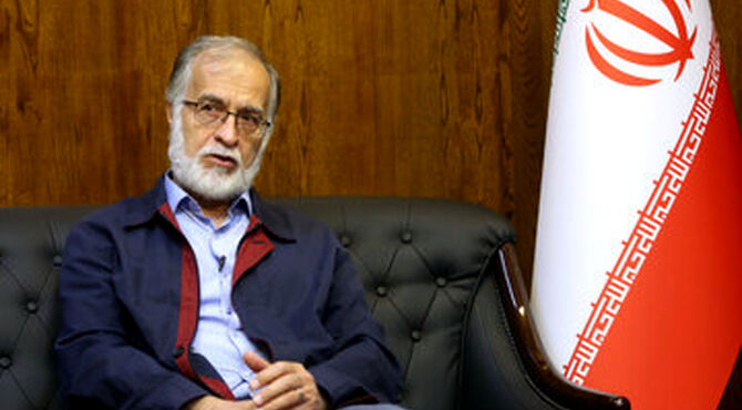 «دیپلماسی و دفاع»‌ مکمل یکدیگر ‌هستند‌/ جنگ 40 روزه ‌روح ‌اتحاد را در جامعه ایرانی زنده کرد