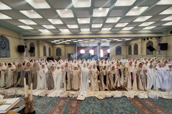 سن تکلیف، زمان درک عمیق‌تر مفاهیم اخلاقی و آموزه‌های دینی است