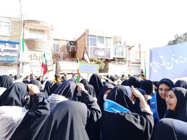 برگزاری راهپیمایی ۱۳ آبان با حضور پرشور مردم در شهرستان خواف 
