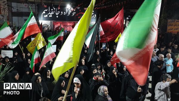 حضور پرشور مردم در اجتماع مردمی؛ جلوه‌ای از همبستگی و وحدت ملی