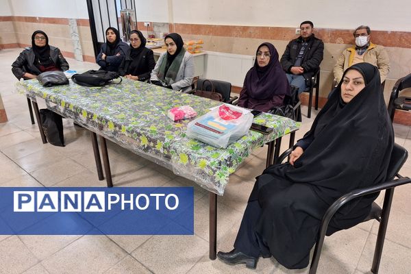 کارگاه توانمندسازی دبیران درس تفکر و سبک زندگی در پردیس