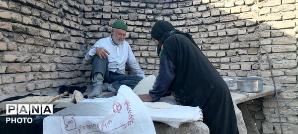 خدمت رسانی مردم شهر بار برای زائران رهبر شهید 