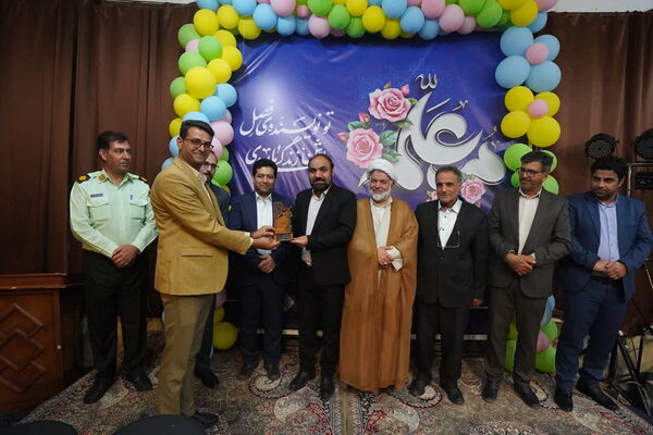 مراسم گرامیداشت روز معلم در شهرستان ورزنه
