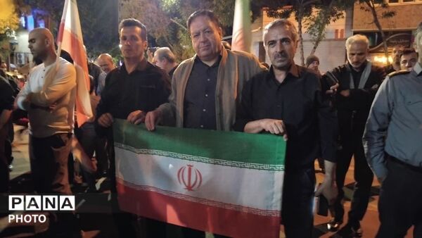 ویژه‌برنامه همگام با تشییع کنندگان آقای شهید ایران در اهر