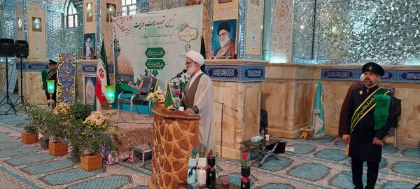 آیین غبارروبی ضریح مطهر حضرت علی‌بن‌امام‌محمدباقر(ع) 