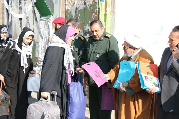 اعزام کاروان راهیان نور دانش‌آموزان سملقان به مناطق عملیاتی جنوب