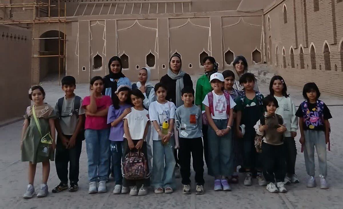 برگزاری کارگاه نقاشی کودکان در ارگ بم