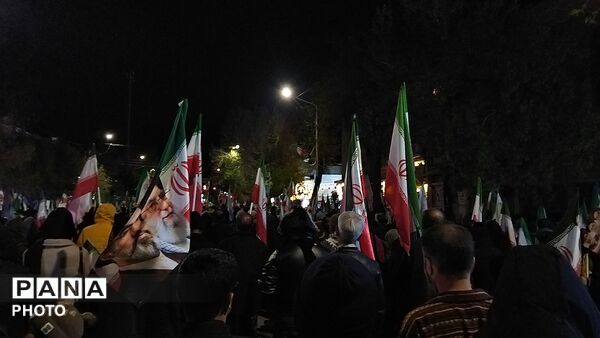 چهل روز ، چهل شب ؛ مردم نیشابور عزادار رهبر شهید و شهدای میناب هستند -۱