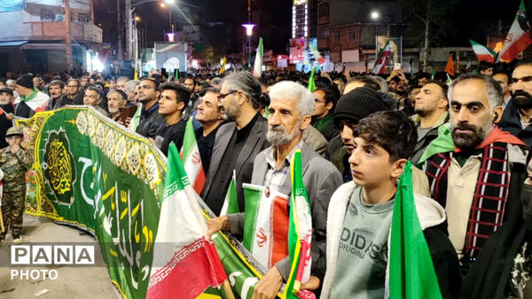 حضور پرشور شهروندان کوهدشت در سی‌ونهمین گردهمایی شبانه