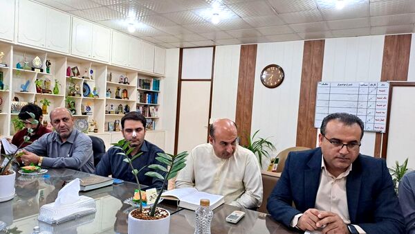  محفل قرآنی در دفتر معاونت پرورشی و فرهنگی اداره‌کل آموزش و پرورش استان بوشهر