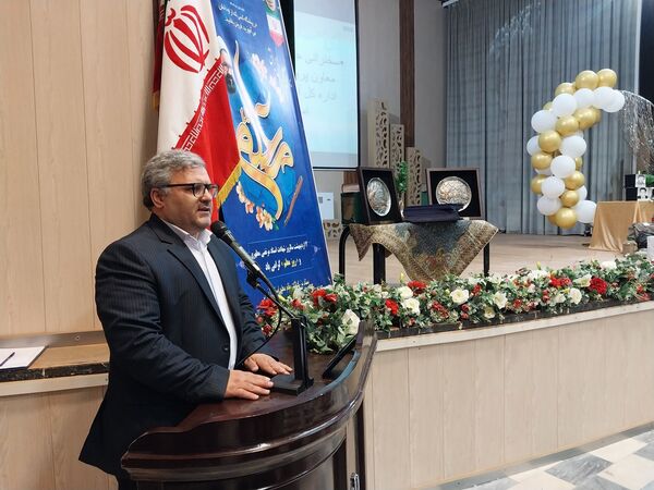آیین بزرگداشت مقام معلم در شهرستان ابهر با حضور مسئولان استانی و شهرستانی