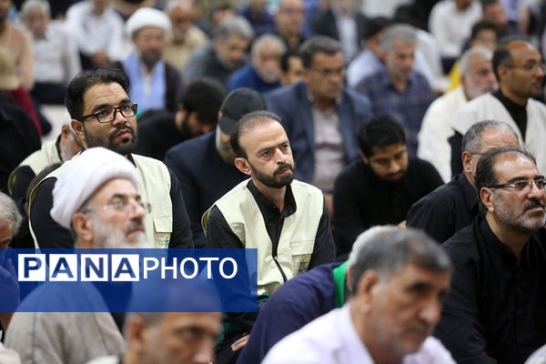 بزرگداشت شهدای خدمت با حضور خادمیاران رضوی در قم