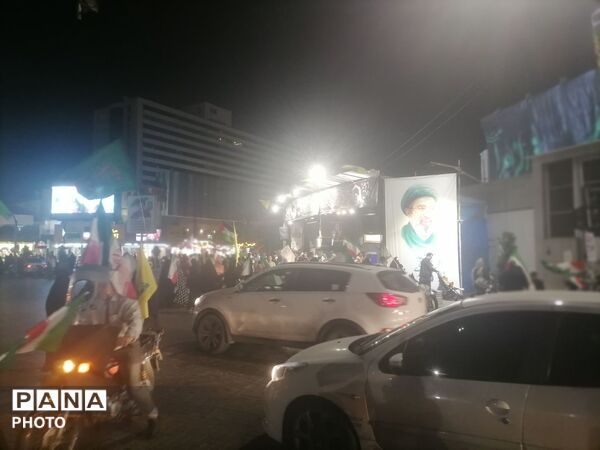 حماسه پنجاه و دومین شب حضور مردم همدل و متحد