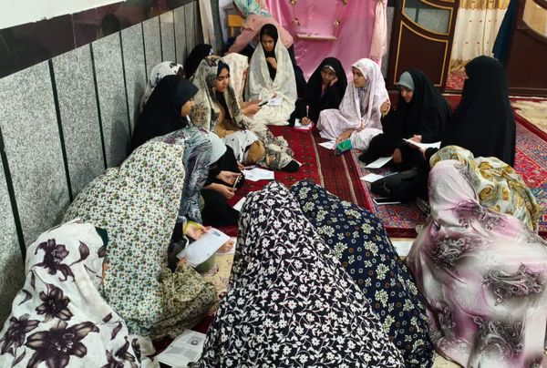 حلقه‌های معرفتی اعتکاف دانش آموزان دختر؛ گفت‌وگوهایی از دل به دل