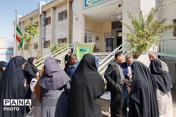 گرامیداشت هفته سلامت در هنرستان بحرالعلوم چهاردانگه
