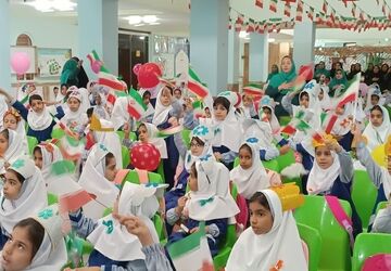 شکوفه‌‌‌های مهر در بندرعباس شکفتند 
