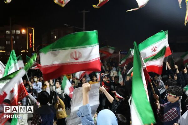 گردهمایی عظیم نسل نو؛ دهه نودی‌های جان‌فدا