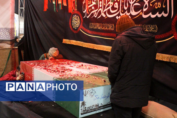 حال و هوای حضور نوجوانان در معراج الشهدای گمنام استان قم