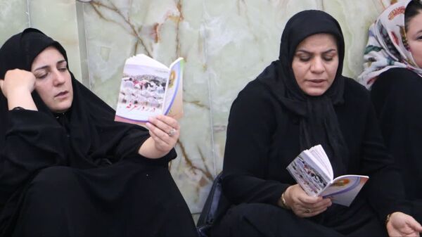 مراسم دعای پرفیض عرفه در امام‌زاده بی‌بی سکینه صفادشت