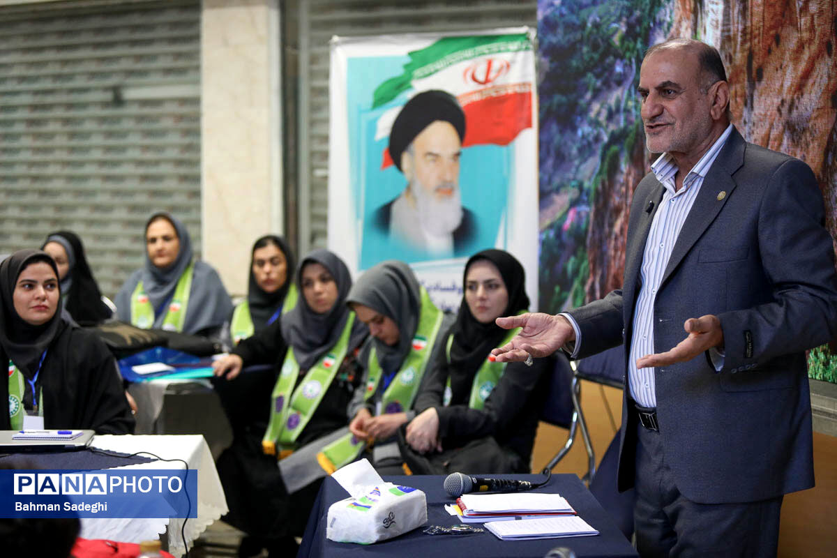 «پیرامید» تمرینی برای مسئولیت‌پذیری، نظم و هماهنگی بیشتر دانش‌آموزان است